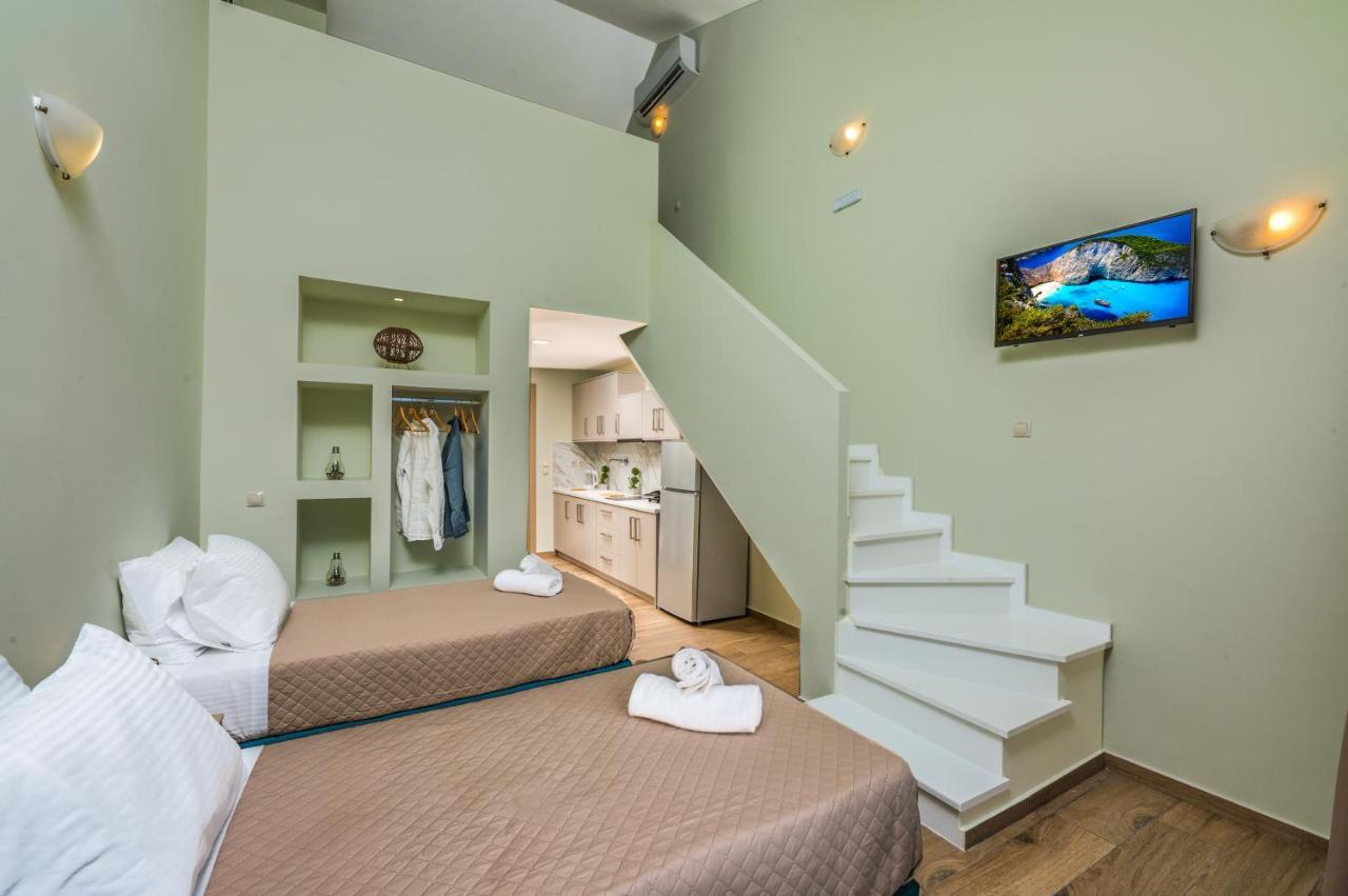 Kozanos Suites With Private Pool アモウディ エクステリア 写真
